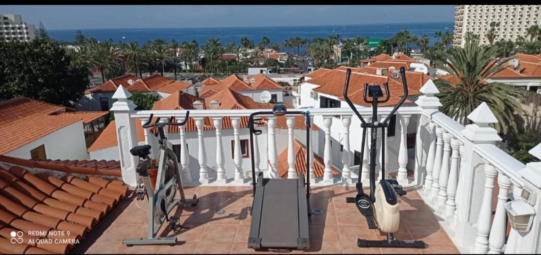 Apartment In Playa De Las Americas 1 Экстерьер фото