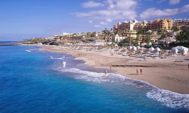 Apartment In Playa De Las Americas 1 Экстерьер фото