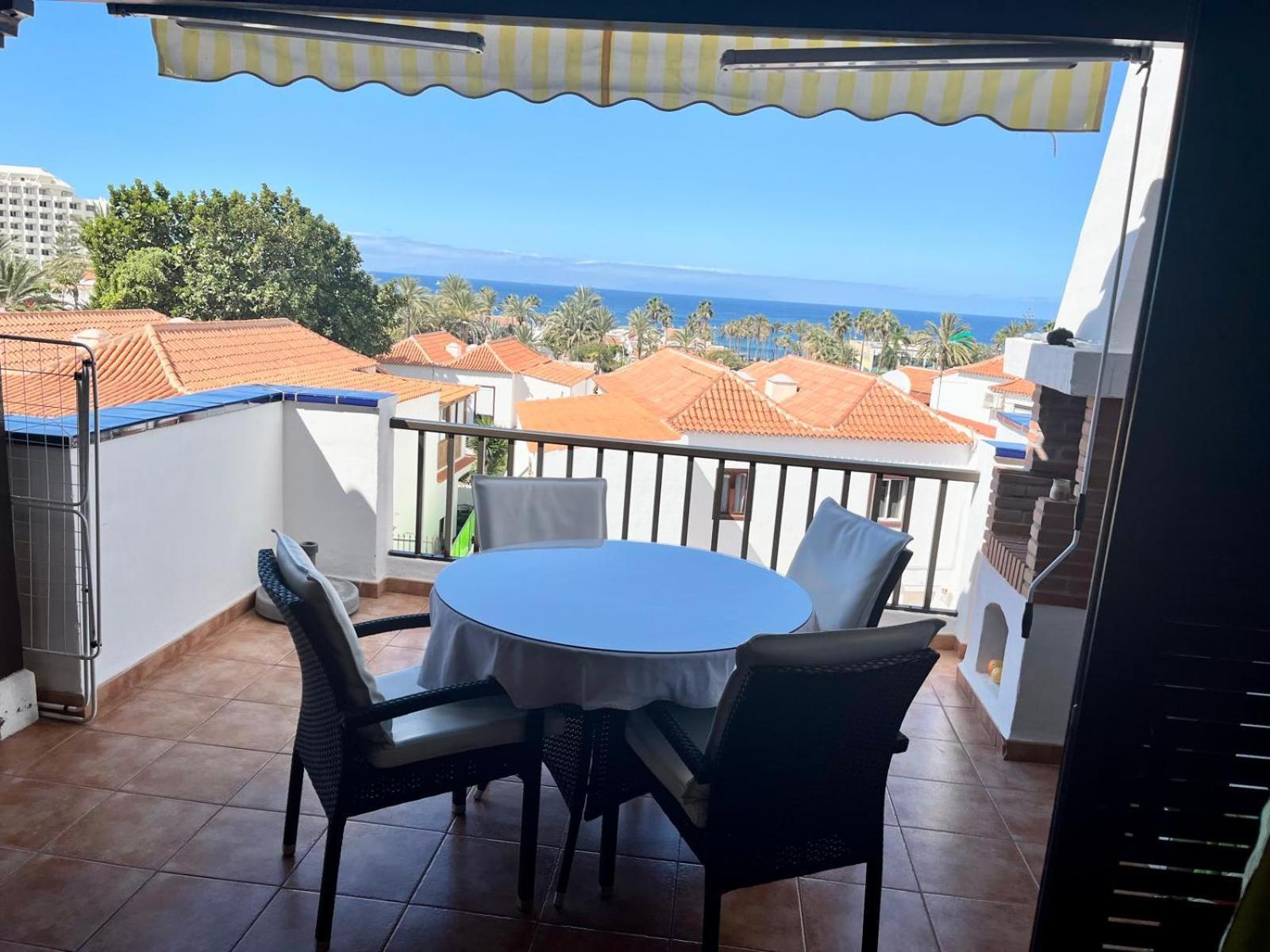 Apartment In Playa De Las Americas 1 Экстерьер фото