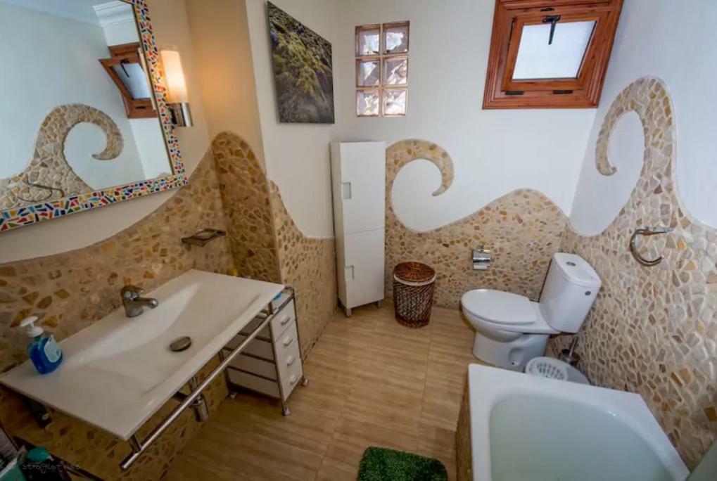 Apartment In Playa De Las Americas 1 Экстерьер фото