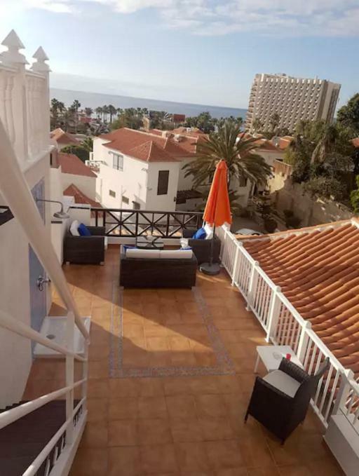 Apartment In Playa De Las Americas 1 Экстерьер фото